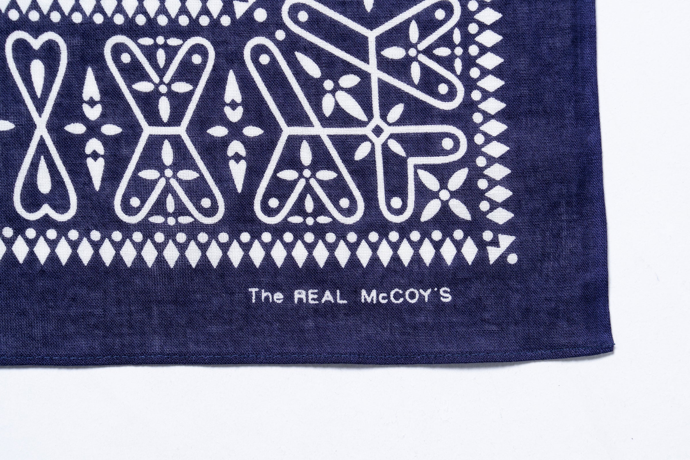 BANDANNA 'CROSS’ - Image 4