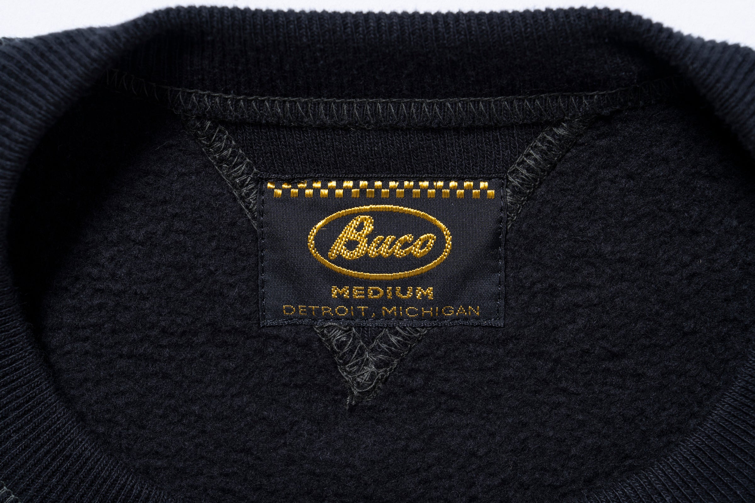 BUCO STRIPED-SLEEVE SWEATSHIRT - Image 4