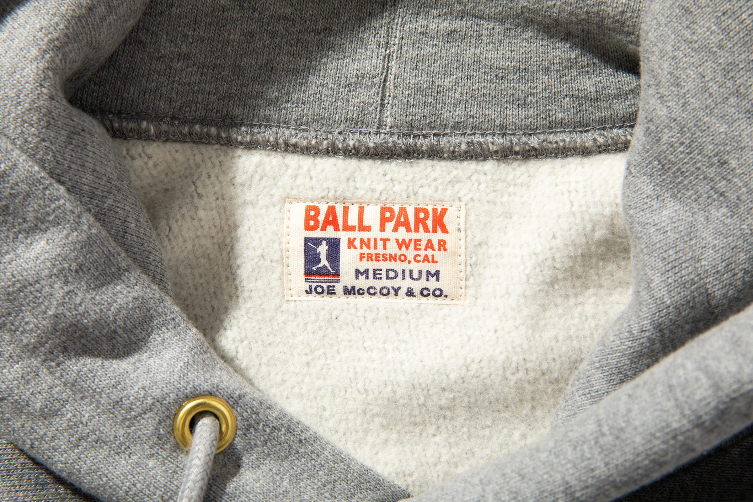 HEAVYWEIGHT HOODED SWEATSHIRT - Image 3