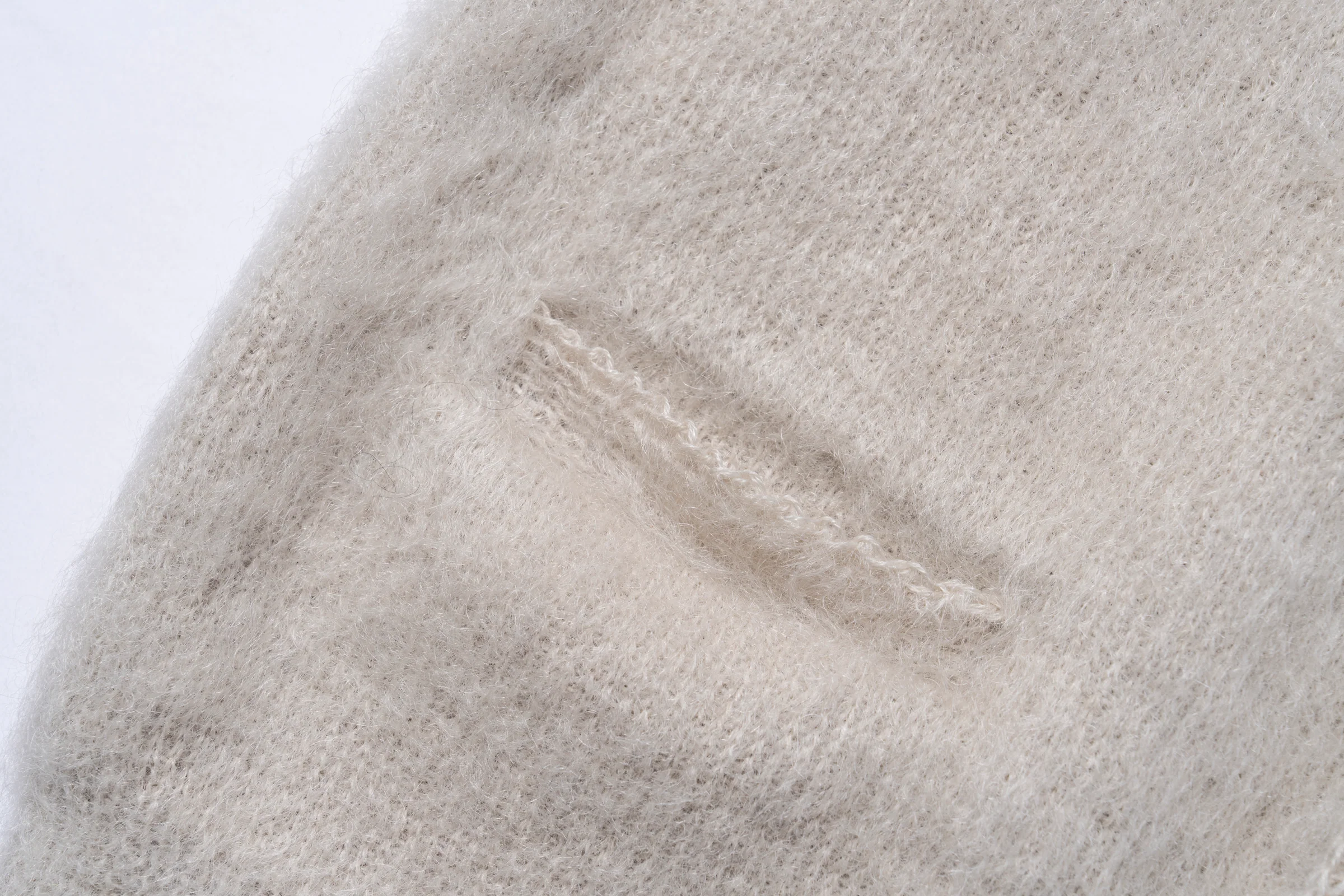 JM MOHAIR CARDIGAN - Image 6