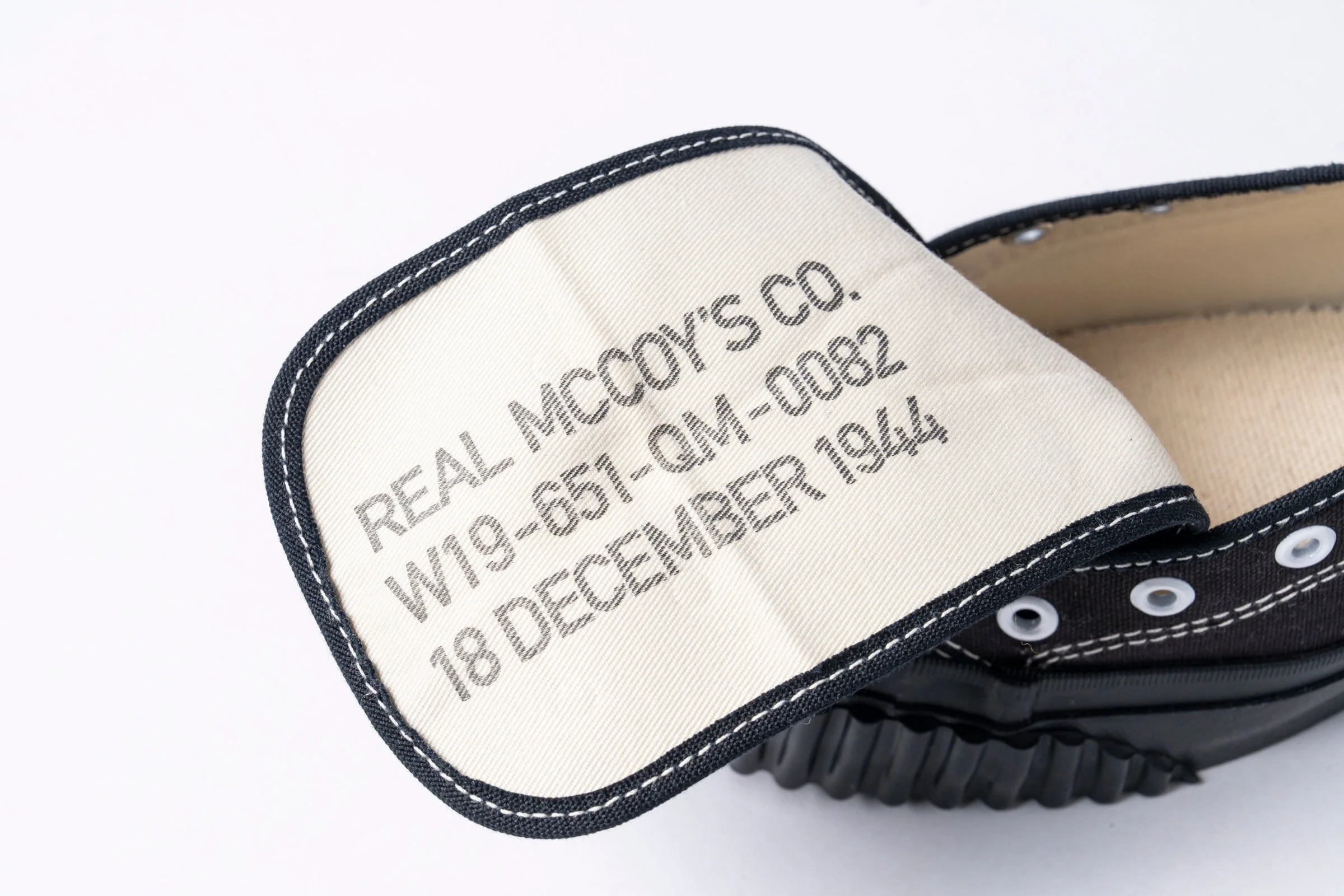 MILITARY CANVAS TRAINING SHOES - Image 4
