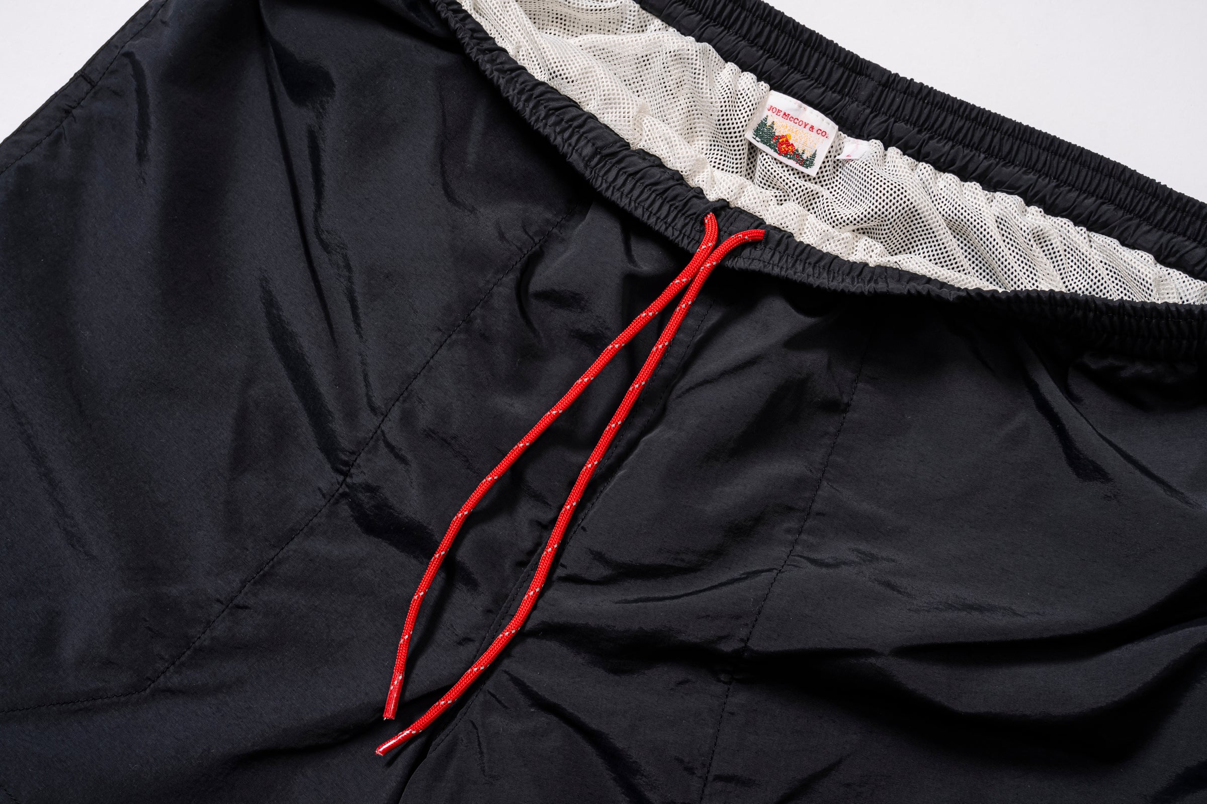 NYLON-MESH HIKING SHORTS - Image 5