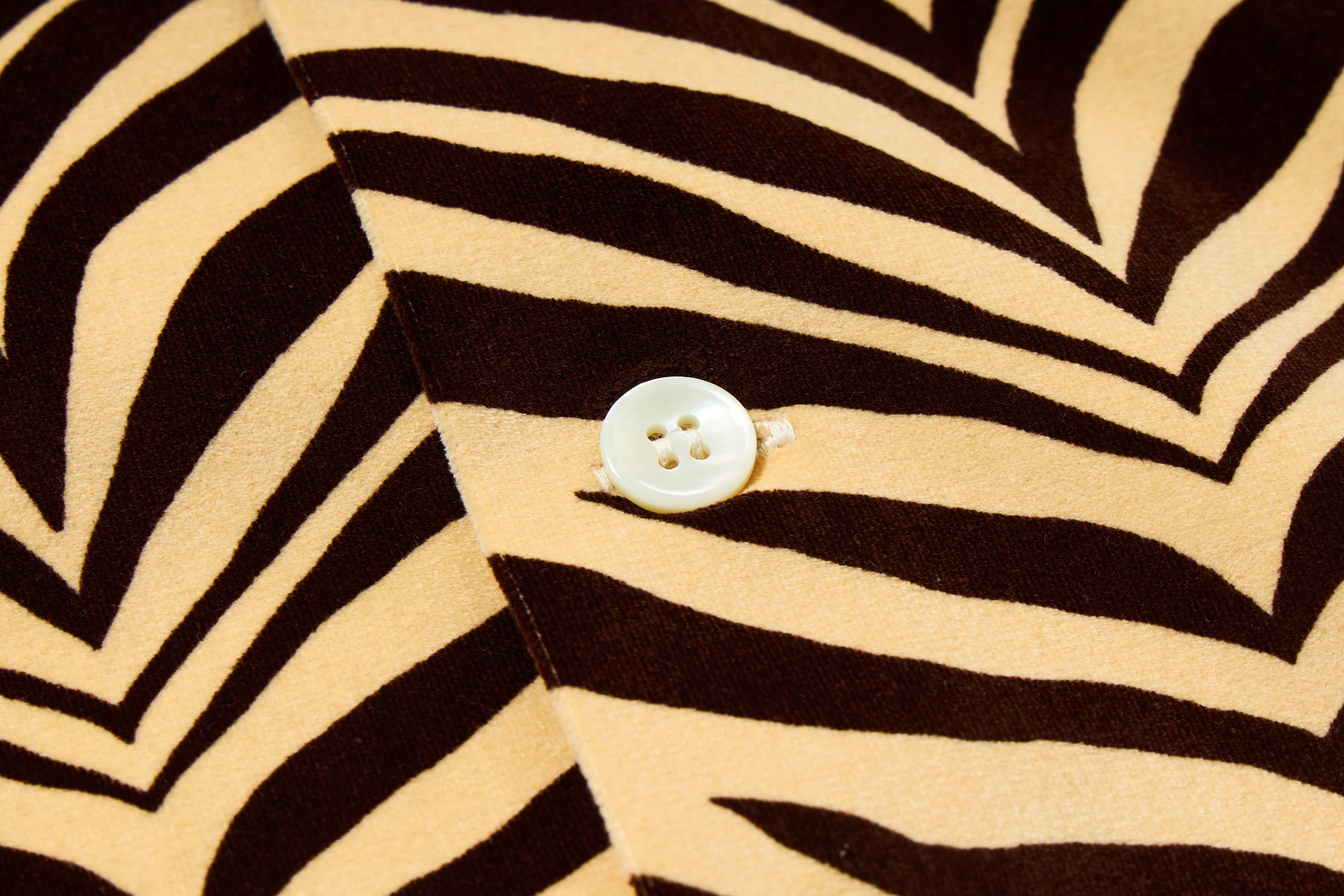 PRINTED VELOUR OPEN-COLLAR SHIRT / ZEBRA - Image 5