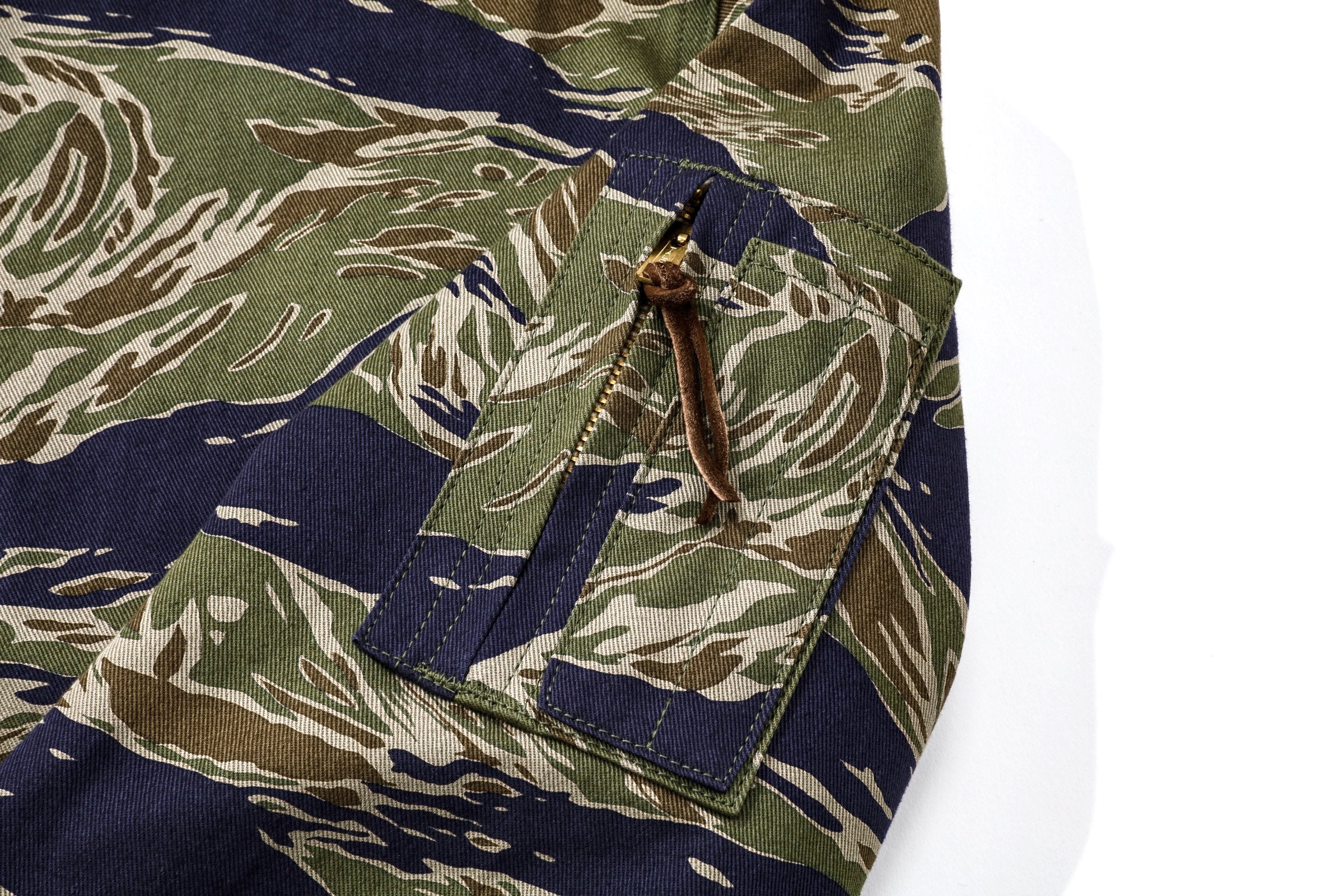 TIGER CAMOUFLAGE PARKA / TADPOLE - Image 6