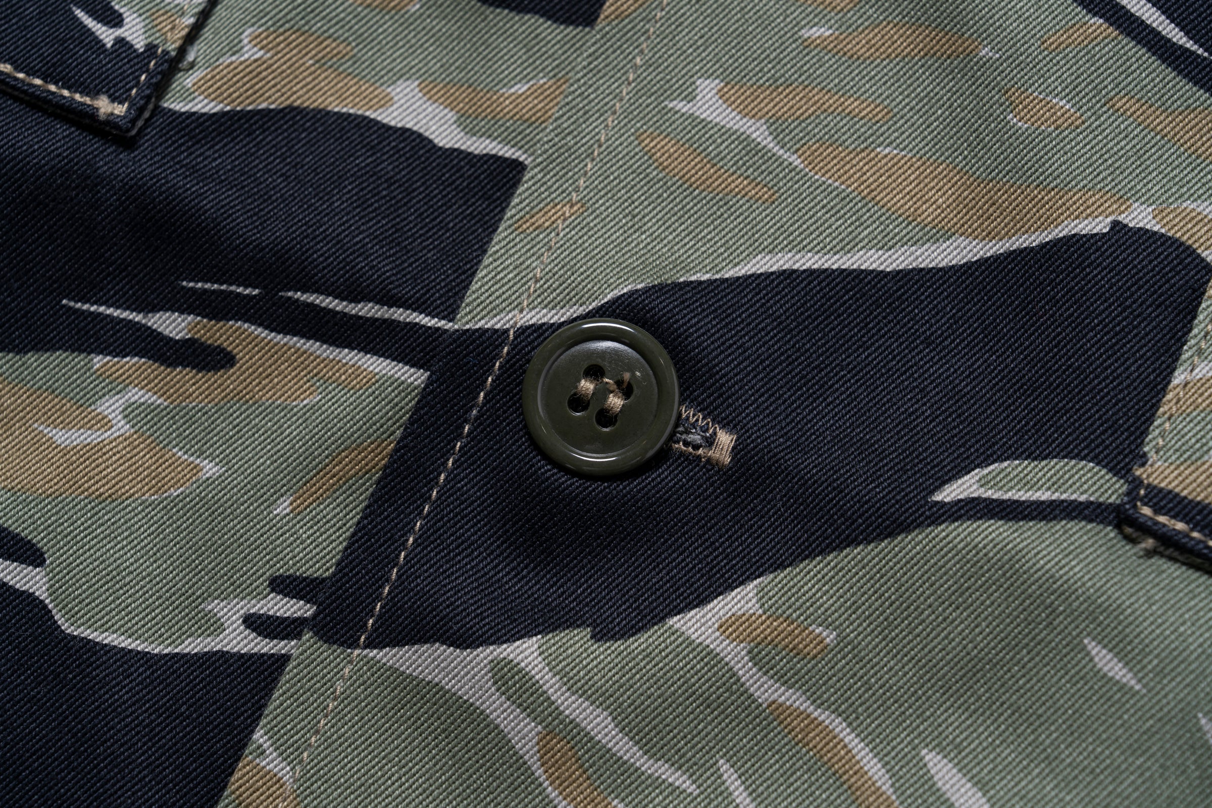 TIGER CAMOUFLAGE SHIRT / TADPOLE - Image 6