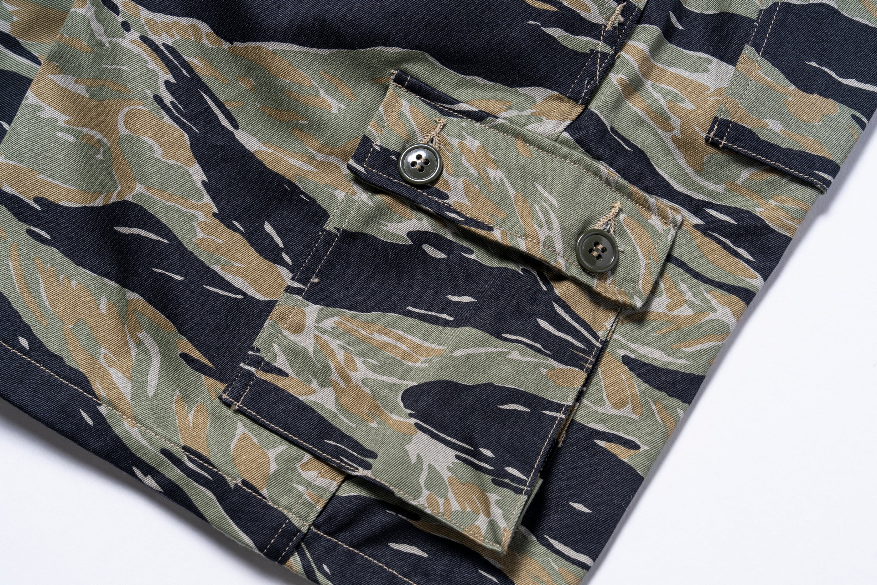 TIGER CAMOUFLAGE SHORTS / TADPOLE - Image 7