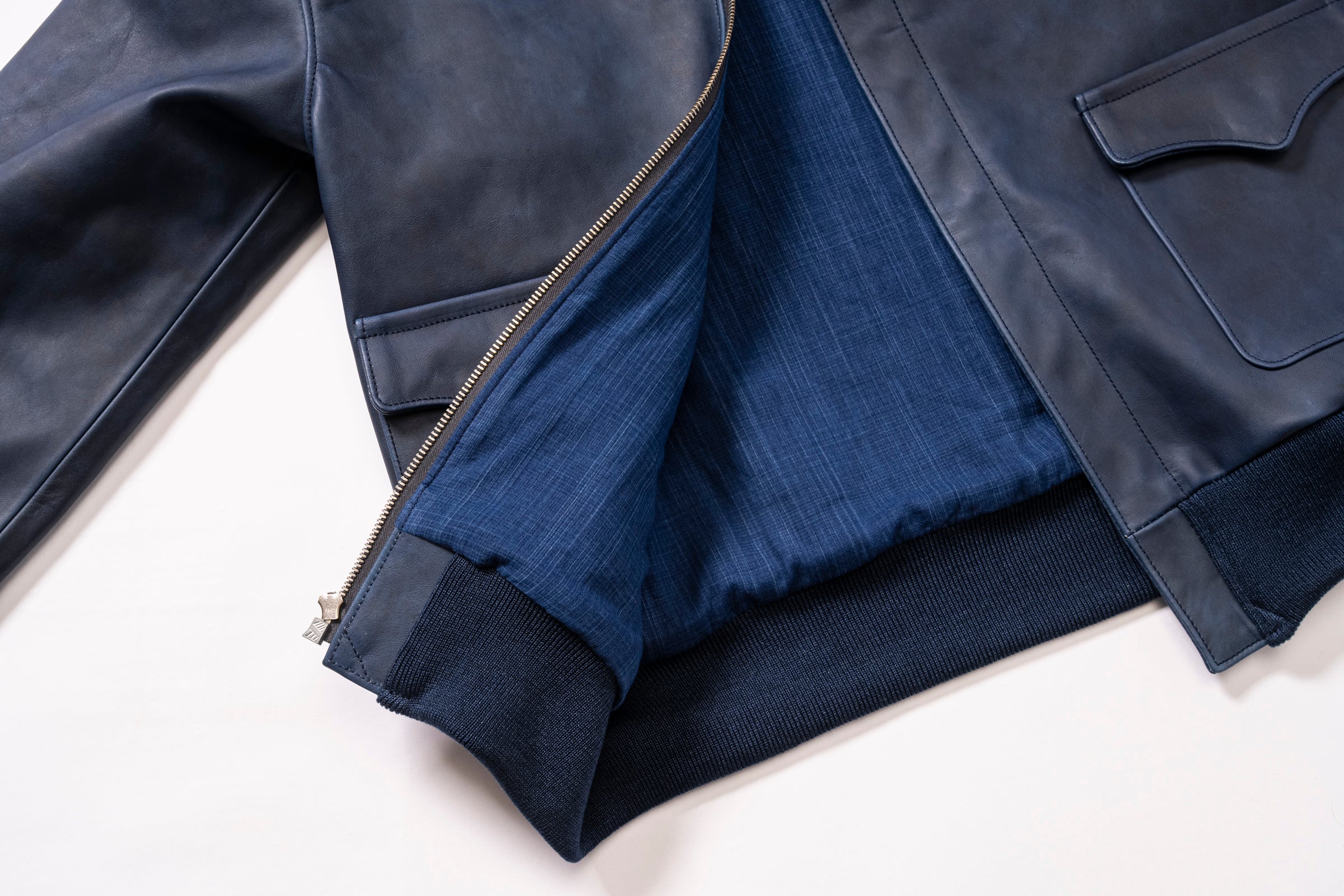 TYPE A-2 / INDIGO DYED - Image 8