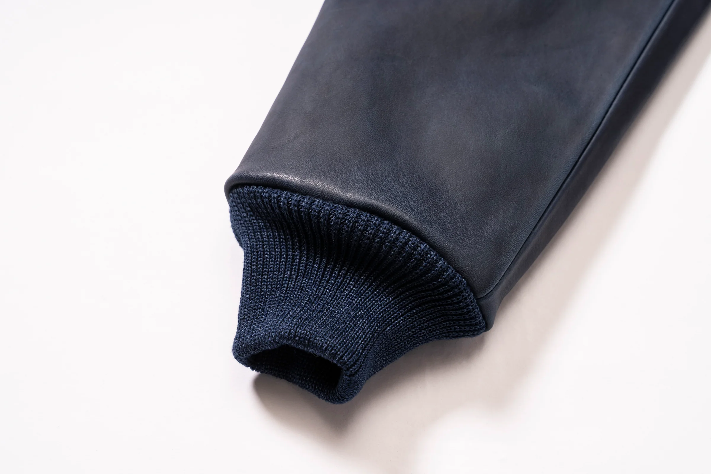 TYPE A-2 / INDIGO DYED - Image 9